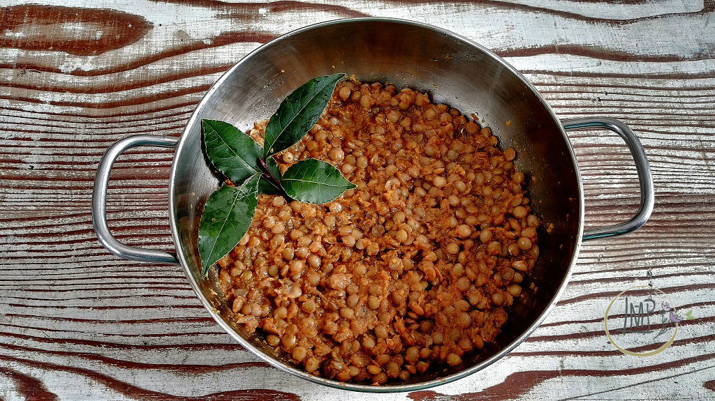 Minestra di lenticchie con lasagnette lenticchie cotte per contorno