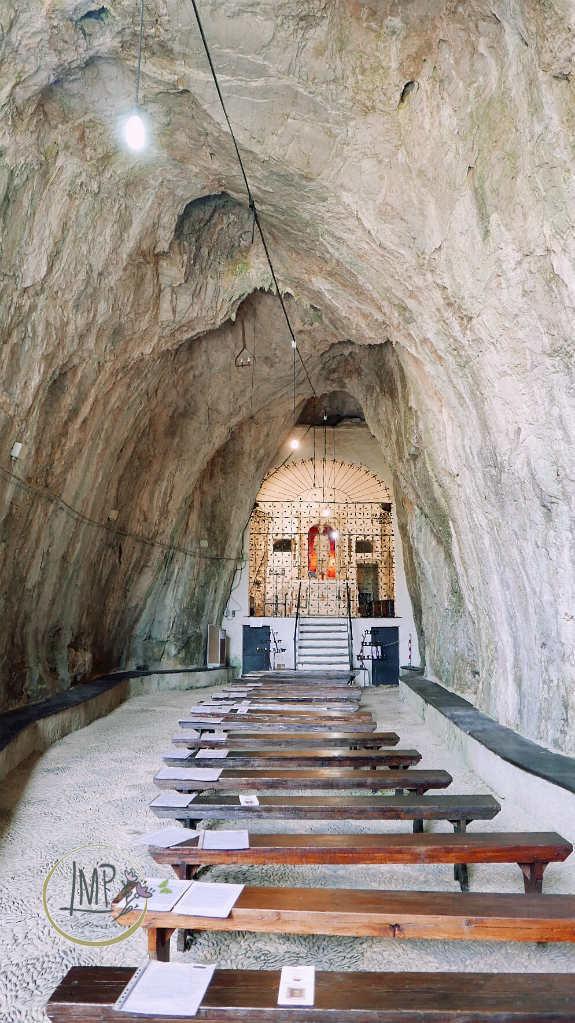 Santa Lucia di Toirano grotta